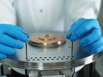Collaborating to Solve Hard Shell Capsule Machinability Challenges